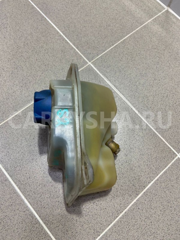 Бачок расширительный Audi 80 B2 1985 г Audi 80 оригинальный номер 857121407