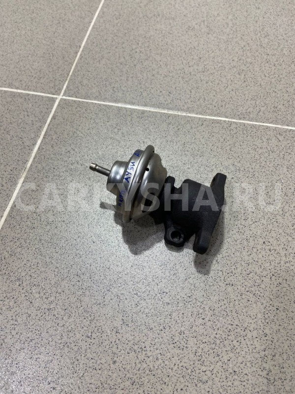 Клапан EGR Audi A4 1995 г. Audi A4 оригинальный номер 028131501E