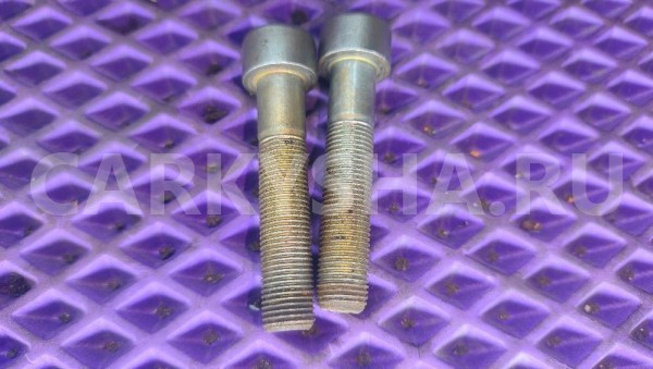 Болты заднего редуктора Mercedes-Benz W124 Mercedes-Benz W124 оригинальный номер 1403504941