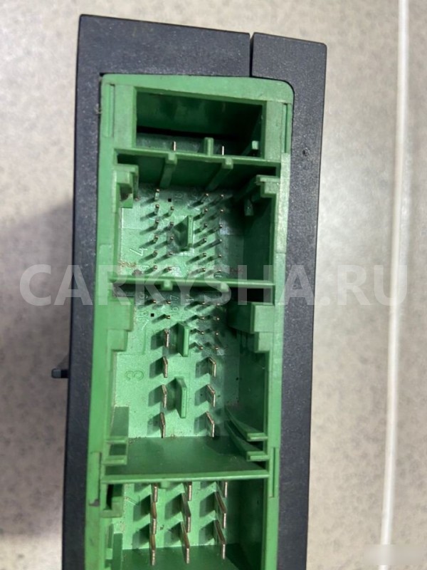 Блок предохранителей BMW 760LI 2004 г BMW 7er оригинальный номер 7510638