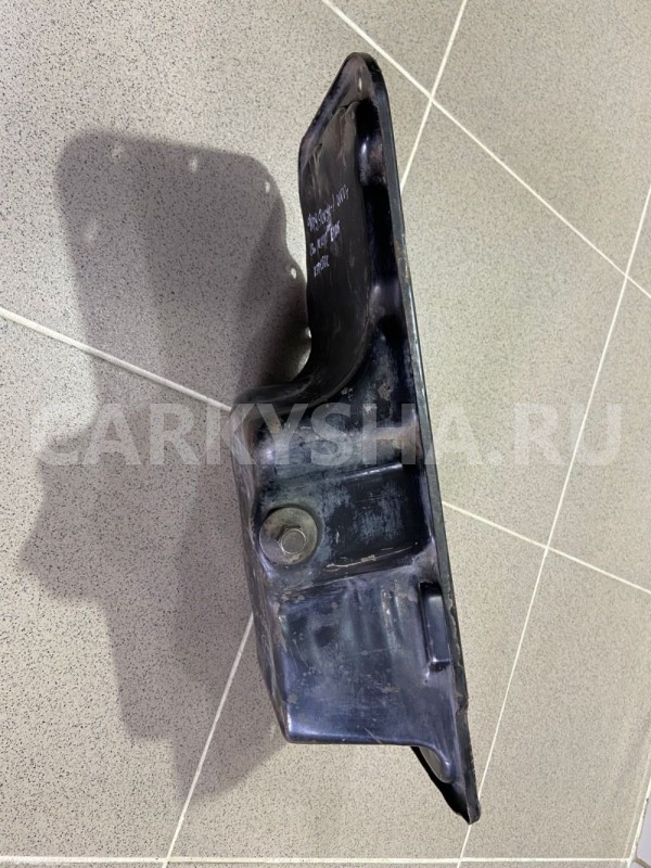 поддон двс Ford Focus 1 EYDE Ford Focus оригинальный номер 988M6675AC