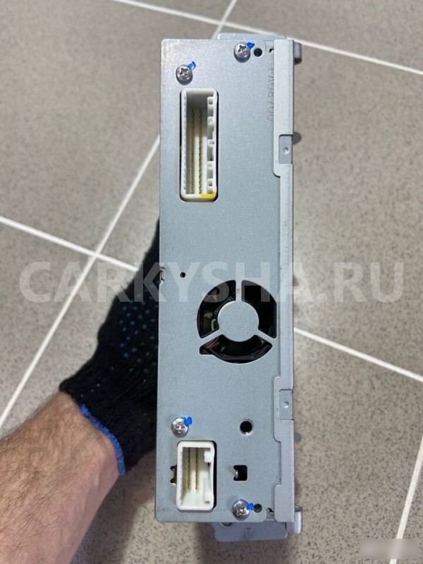 Cd-чейнджер в бардачок Nissan Teana II 2011 г Nissan Teana оригинальный номер CXVN3883AJ