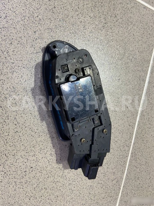 Блок стеклоподъемников Honda Civic Ferio 1993 г Honda Civic Ferio оригинальный номер SR4M13002