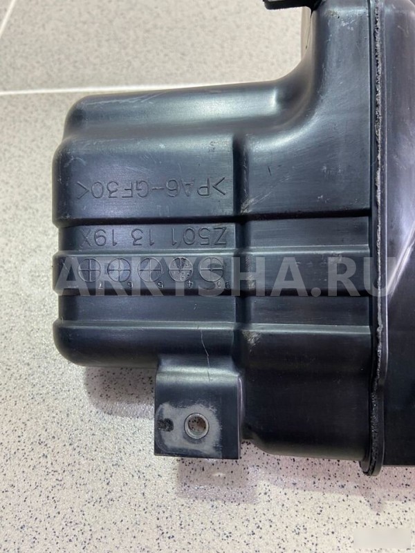 Резонатор воздушного фильтра Mazda Familia NEO Mazda Familia оригинальный номер Z5011319X