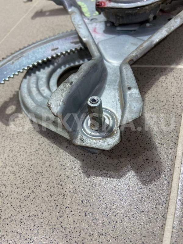 Стеклоподъемник з.п. Daewoo Nexia 2011 г Daewoo Nexia 