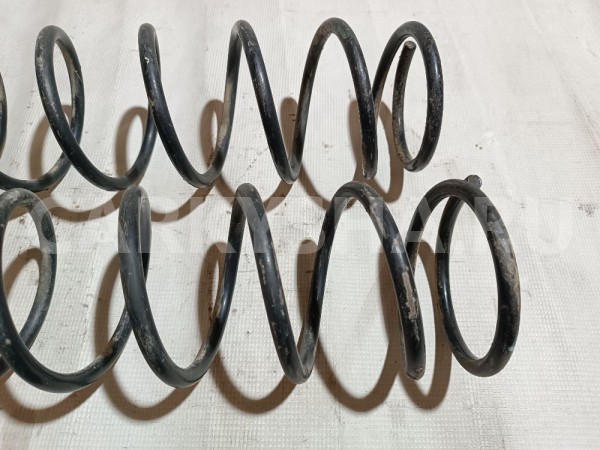 Пружины задние к-кт Mitsubishi Diamante оригинальный номер MR102955