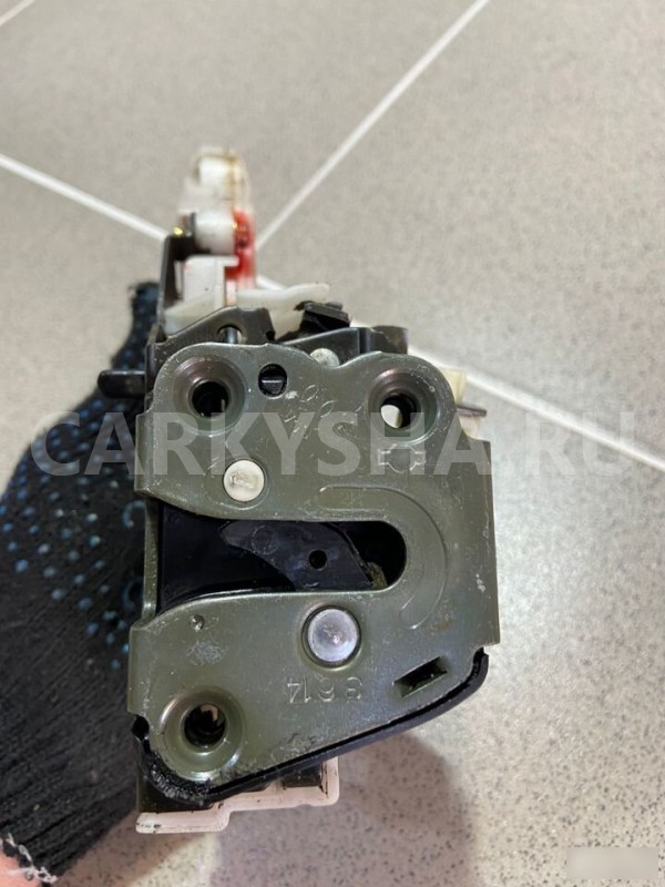 Замок двери задний левый Nissan Pulsar 1993 Nissan Pulsar оригинальный номер 8255379910