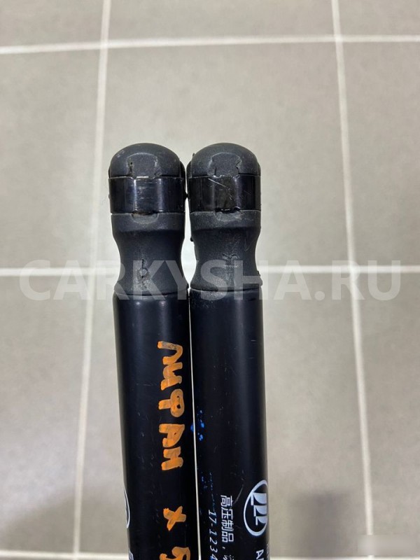 Амортизаторы крышки багажника Lifan X50 2018 г Lifan X50 оригинальный номер AAB6309130