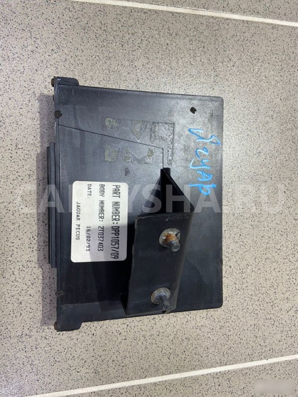 Блок управления airbag Jaguar-XJ 1993г Jaguar XJ оригинальный номер DPP1057XX