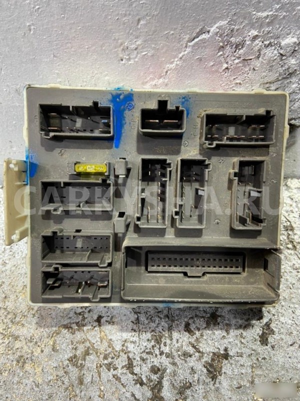 Блок предохранителей Ford Focus 1 2004г Ford Focus оригинальный номер 518783402