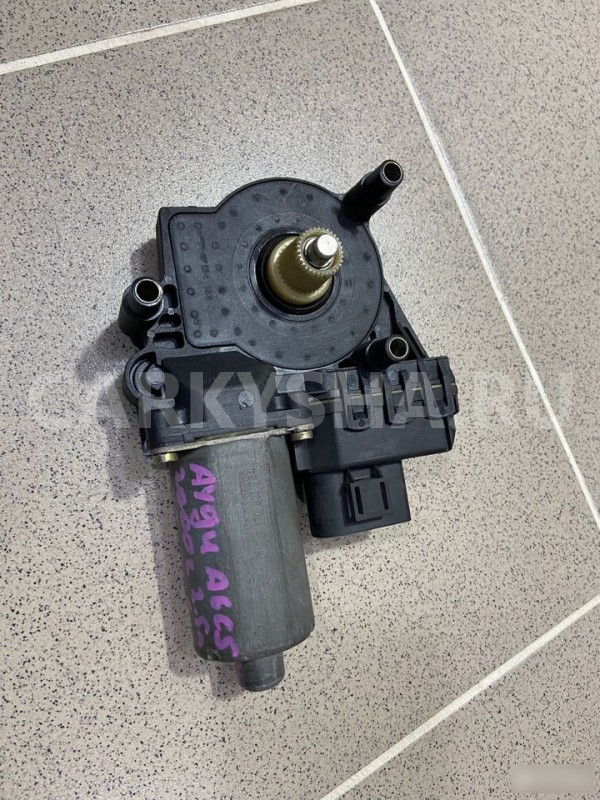 Стеклоподъемник задний левый Audi A6 2000 г Audi 200 оригинальный номер 130821784