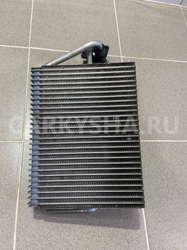 Радиатор кондиционера салонный Mercedes-Benz w210 Mercedes-Benz E-klasse оригинальный номер 2108300358