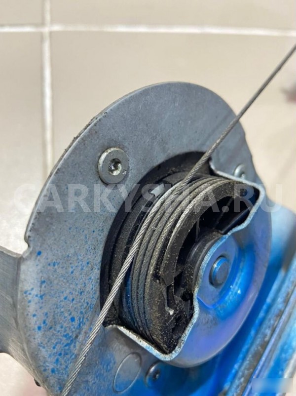 Стеклоподъемник передний левый Renault Logan 2006 Renault 20 оригинальный номер 400726D