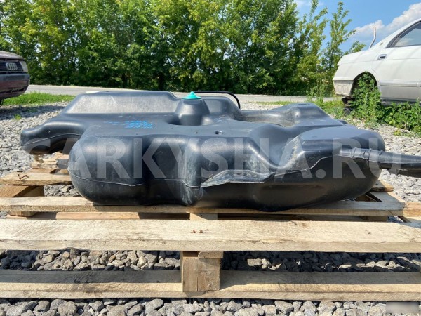 Бензобак Renault Logan SR 2006 г Renault 20 оригинальный номер 8200215941