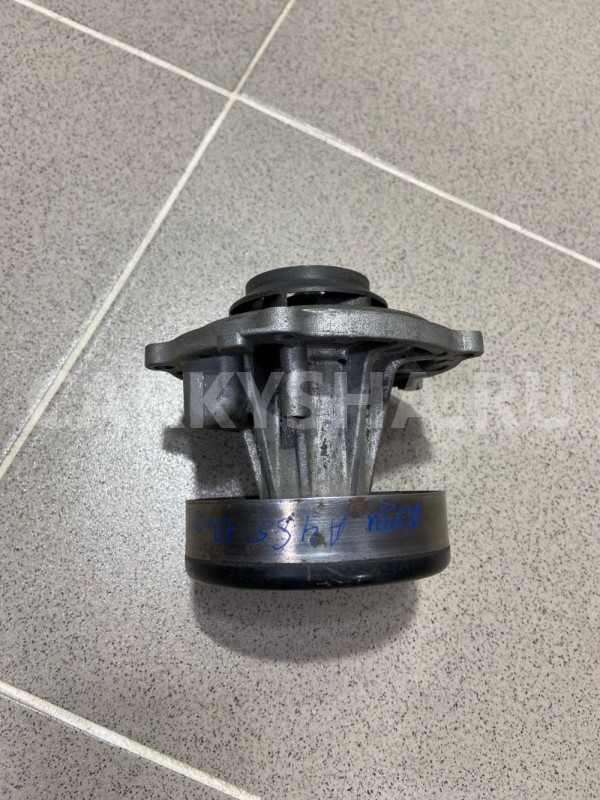 Помпа охлаждения Audi A4 1995 г. Audi A4 оригинальный номер 028121031J