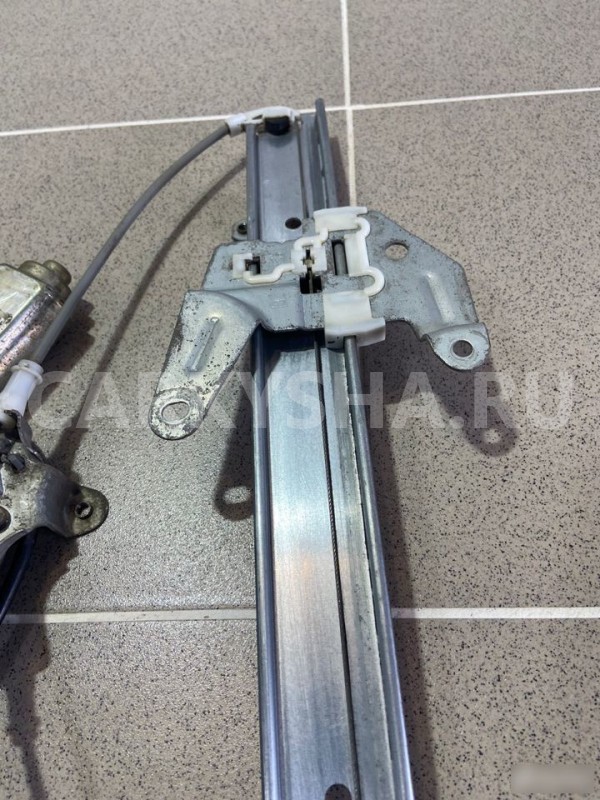 Стеклоподъемник задний правый Nissan Pulsar 1993 г Nissan Pulsar 