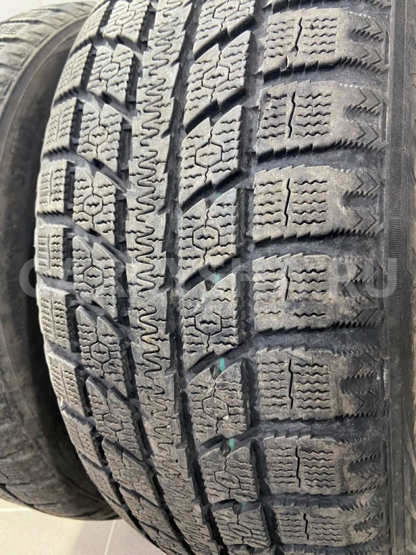 Шины Toyo Observe GSi-5 235*50 R18   